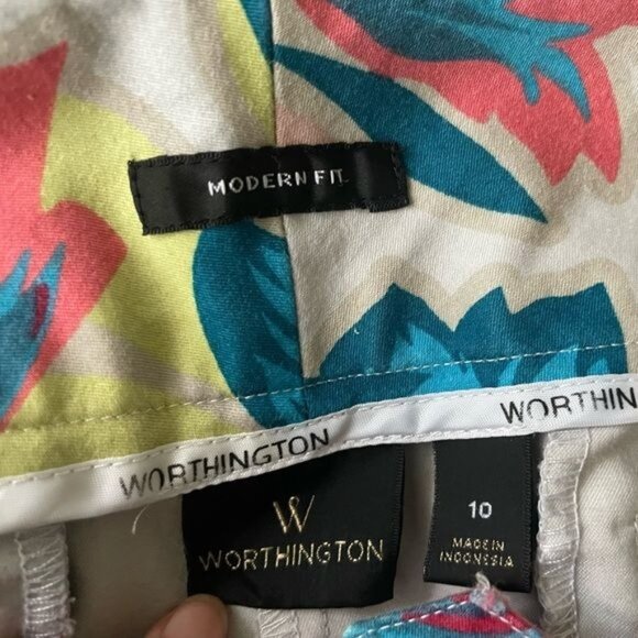 Worthington Capri Pants Modern Fit size 10. - Picture 7 of 8